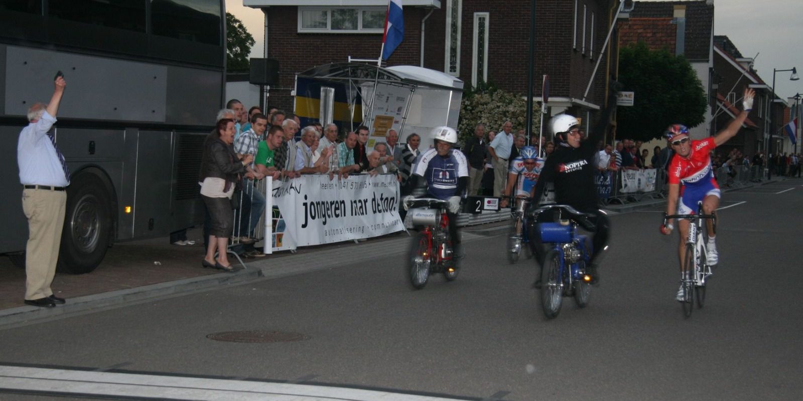 Buchten DERNY