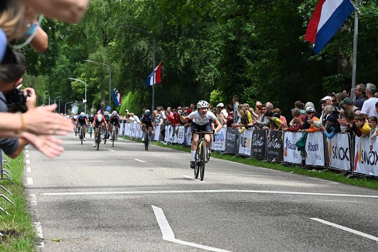 Aaliyah Decker NK JGD kampioen 2026